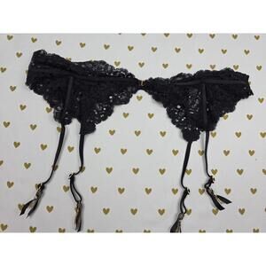 Victorias Secret Lace VERY SEXY Black Medium Large Garter Belt Straps Lingerie